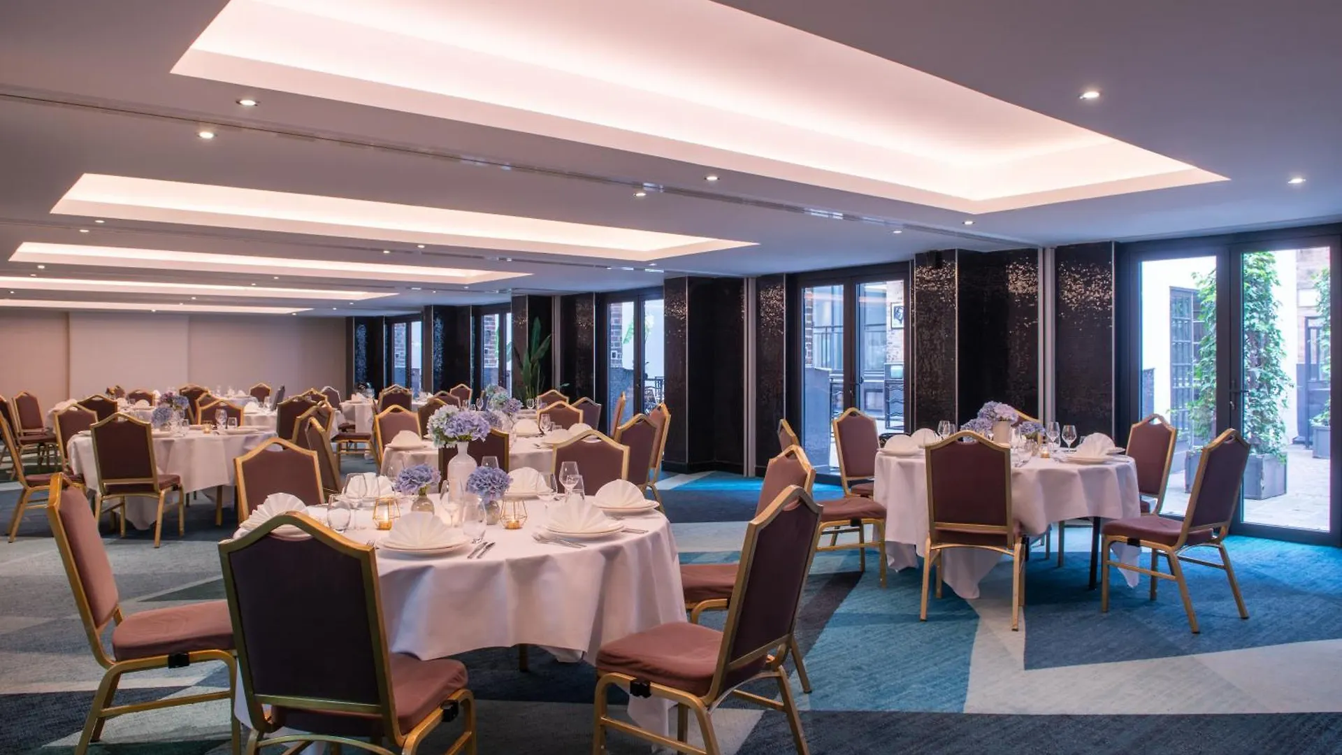 Hotel Les Jardins Du Marais 4*