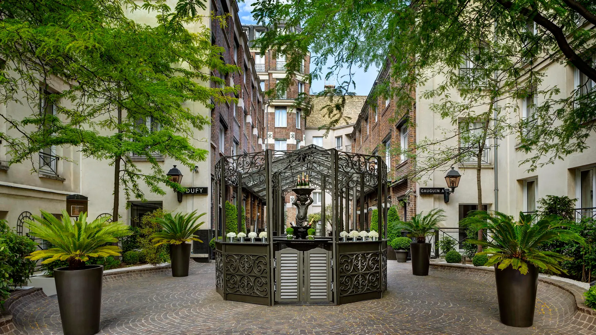 Les Jardins Du Marais 4*